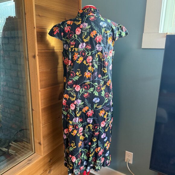 Black Floral Print Dress Cap Sleeve and Ruffled Hem. - Picture 2 of 12